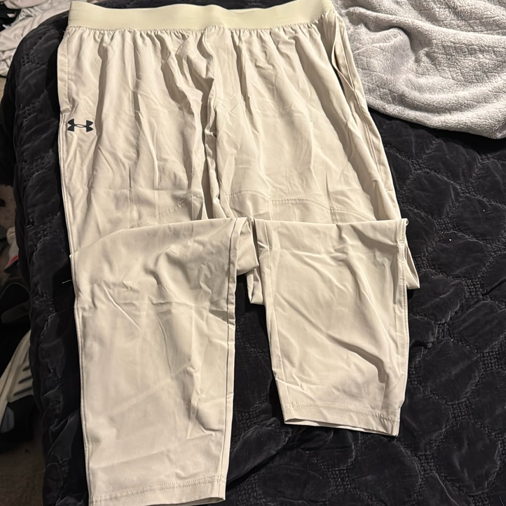 Under Armour, unstoppable, pants size XXL tan.